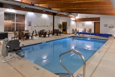 Indoor swimming pool & sauna